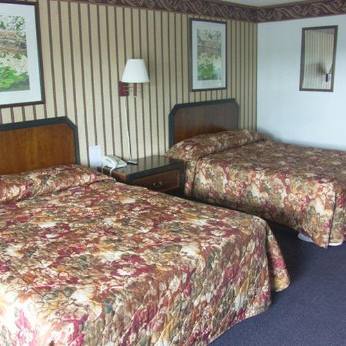 Deerwood & Campground 2*
